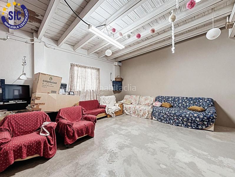 Foto 2c4ce6eb-5307-4dd7-b609-ebe69ef3483a. Chalet avec parking dans Lugar Nuevo de Fenollet