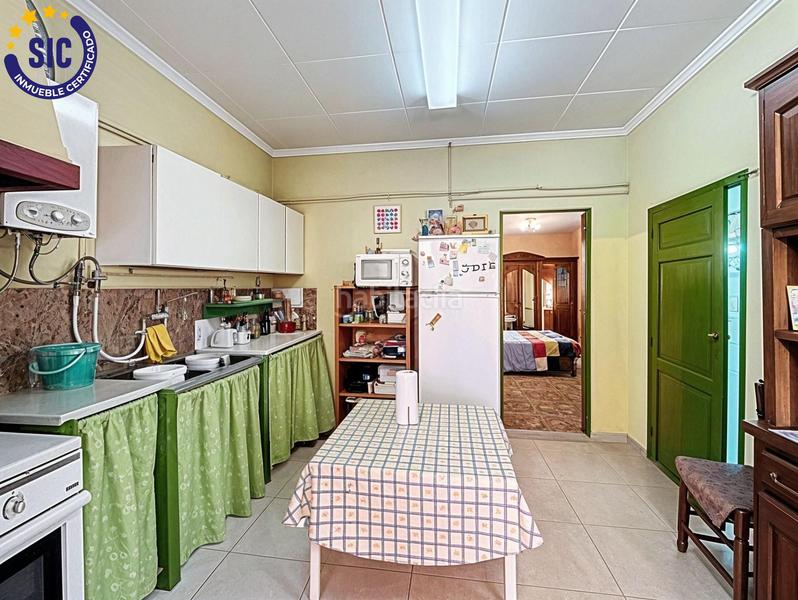 Foto 55ec6cae-c956-4a08-8af2-d9585c9222fe. Chalet avec parking dans Lugar Nuevo de Fenollet