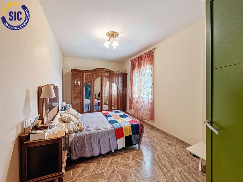 Foto 9e8707aa-d02f-4f62-b071-8f3af167c2a7. Chalet avec parking dans Lugar Nuevo de Fenollet