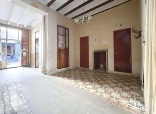 Maison  Avenida pais valencia 9. Oportunidad única amplia casa para reformar a tu gusto en silla