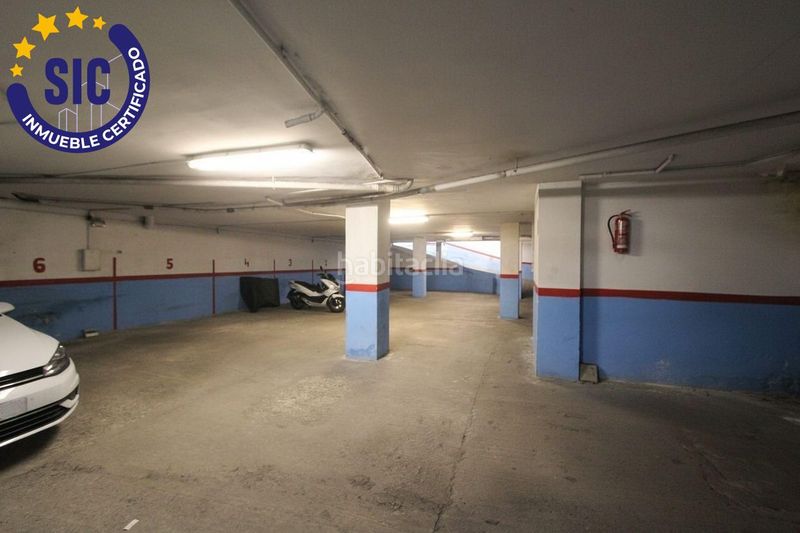 Foto e3a15d7f-7188-40a7-8925-df050ebe3394. Aparcament cotxe a Barrio Benicalap Valencia