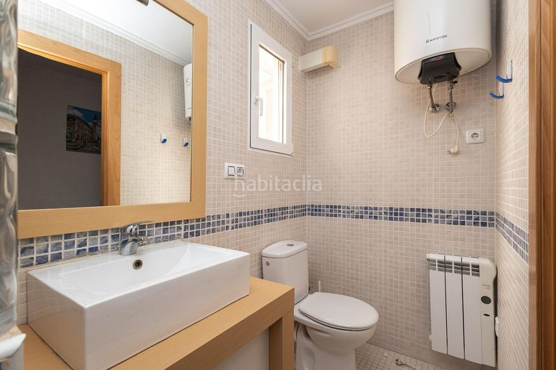 Foto aef7e9af-bf2a-4730-9ed2-348596a93e58. Piso venta de piso en Navajas