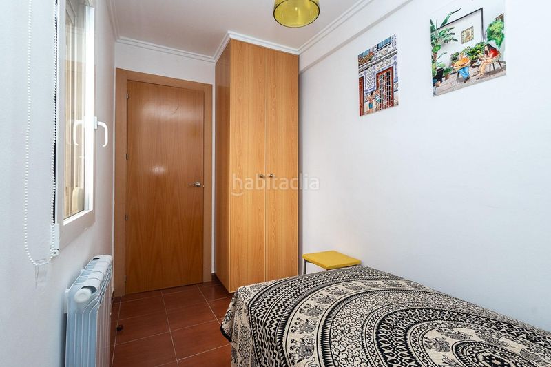 Foto f9f8f4c0-e774-4a85-ba30-b29503521656. Piso venta de piso en Navajas