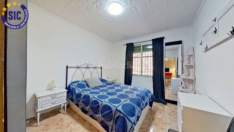 Foto fb80493f-b8e0-495b-895e-310c61b63611. Pis a L´Amistat Valencia