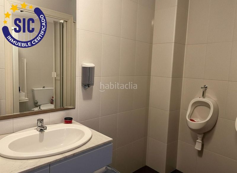 Foto 8a43bfc8-4004-4cd3-9023-05235727f9d4. Traspàs local comercial a Moncada