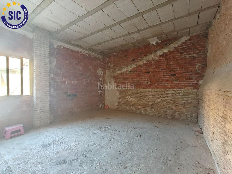 Foto 9e5a3714-5bd0-4347-a247-8cd64bd5725e. Casa adossada amb calefacció aparcament a Carcaixent