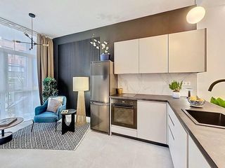 Erdgeschoss  Calle de cartagena. Promoción de 5 viviendas reformadas tipo loft en nou moles