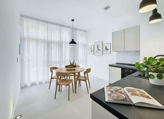 Erdgeschoss  Calle de cartagena. Promoción de 5 viviendas reformadas tipo loft en nou moles