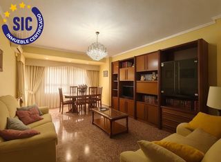 Piso  Rugat. Inversión premium en rugat 132 m2 con 4 hab. y 2 baños.