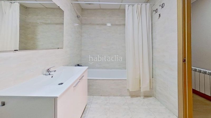 Foto 454ddab9-1cfc-4df2-b6be-6a6546f29f32. Pis amb aparcament a Centro Xirivella