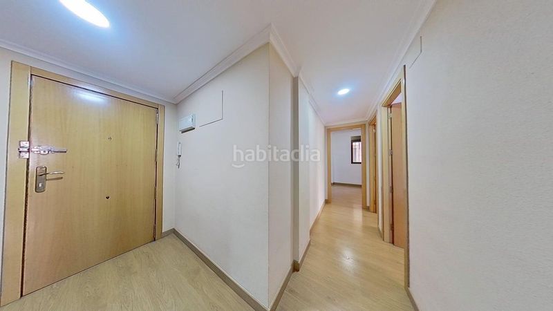 Foto 6960ad2d-b538-4c3f-8c57-c4f858c418e4. Pis amb aparcament a Centro Xirivella