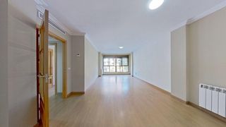 Pis  Avenida constitucion. Espacio, luz y ubicación todo en uno en el corazón de xirivella