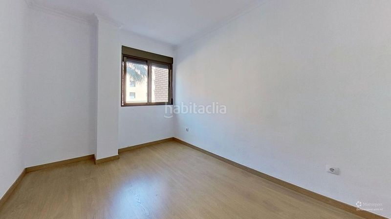 Foto c2ce4c82-7fe0-4210-ba58-72e011ad7726. Pis amb aparcament a Centro Xirivella