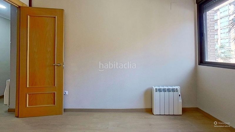 Foto f18f4fd5-609e-483d-8043-6b3389f141a2. Pis amb aparcament a Centro Xirivella