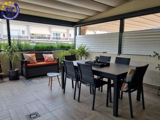 Casa adossada  Calle oscar espla d'. Exclusivo chalet adosado con domótica, ascensor y piscina en zon