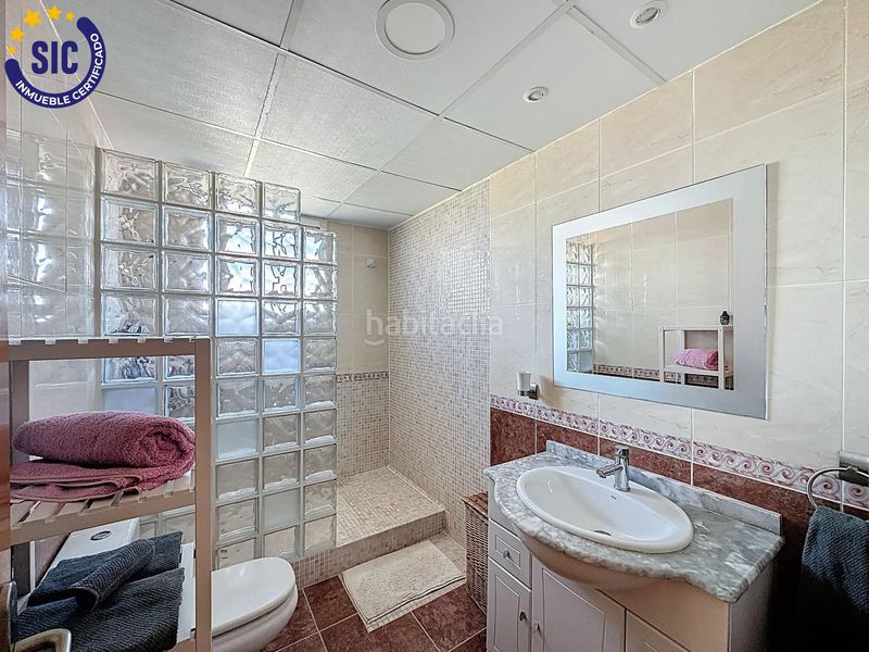 Foto 512c6669-7344-48ff-9919-77ed8aaefd73. Apartament amb aparcament piscina a Mareny de Barraquetes Sueca