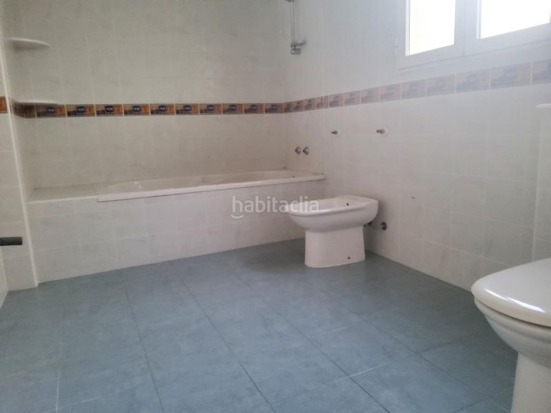 Foto 396d4d2e-8316-4ea8-a2b7-a9b86c9a63d2. Àtic amb calefacció aparcament a Carlet