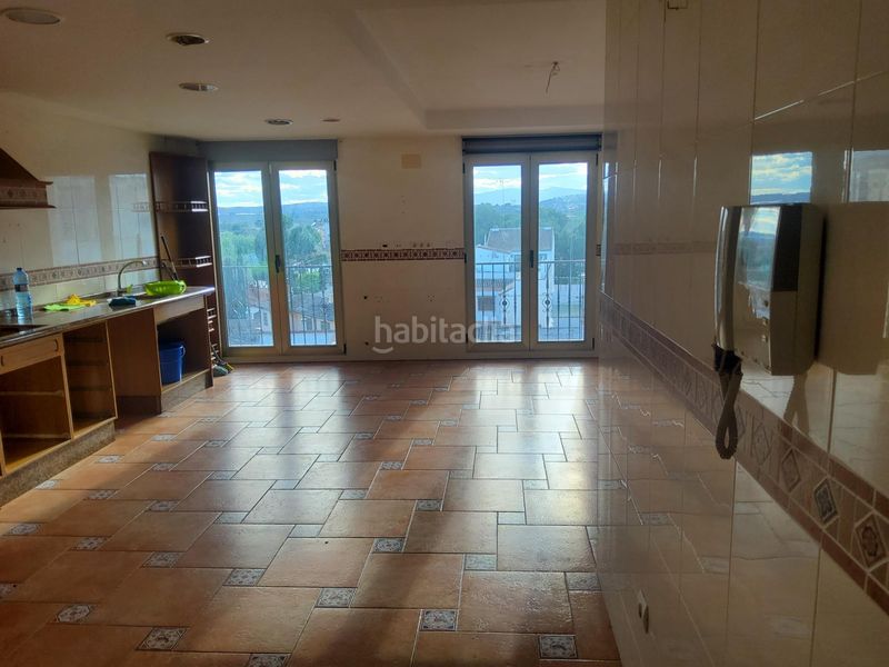 Foto a50a4191-e3a0-408a-9b46-3f1adb93c23f. Àtic amb calefacció aparcament a Carlet