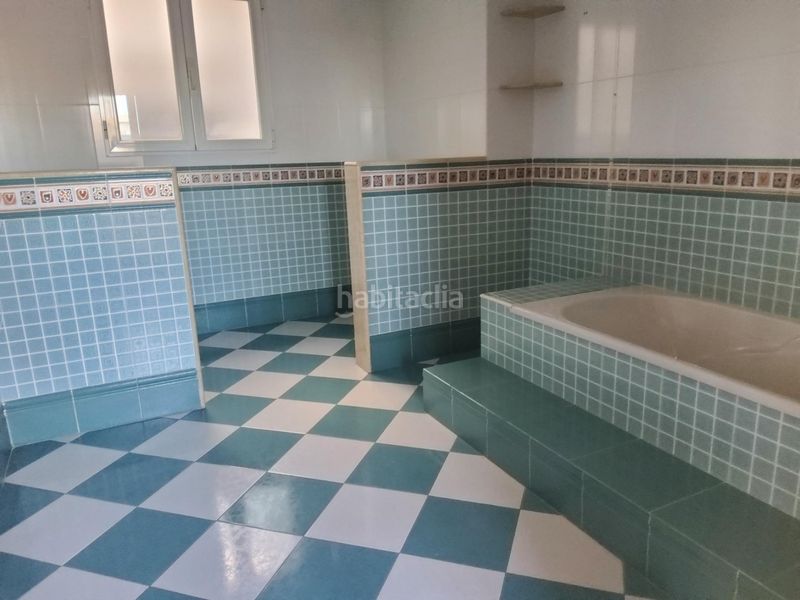 Foto a9d7e154-6fa8-451f-937b-8428a0166e03. Àtic amb calefacció aparcament a Carlet