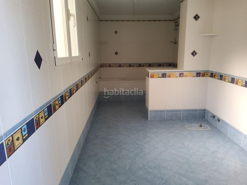 Foto b4d06265-95c2-4474-b038-ba1152d7d3a3. Àtic amb calefacció aparcament a Carlet