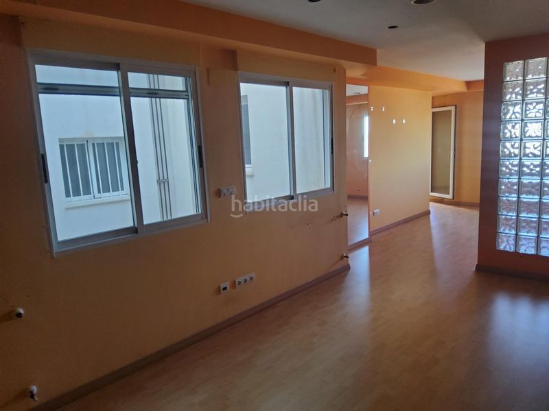 Foto b9d63c24-0708-4518-9ff8-b4fc80784801. Àtic amb calefacció aparcament a Carlet