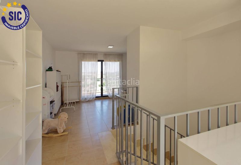 Foto 5bb09280-3176-4427-bef0-8b0e494b9de6. Casa adossada amb calefacció aparcament a Onda