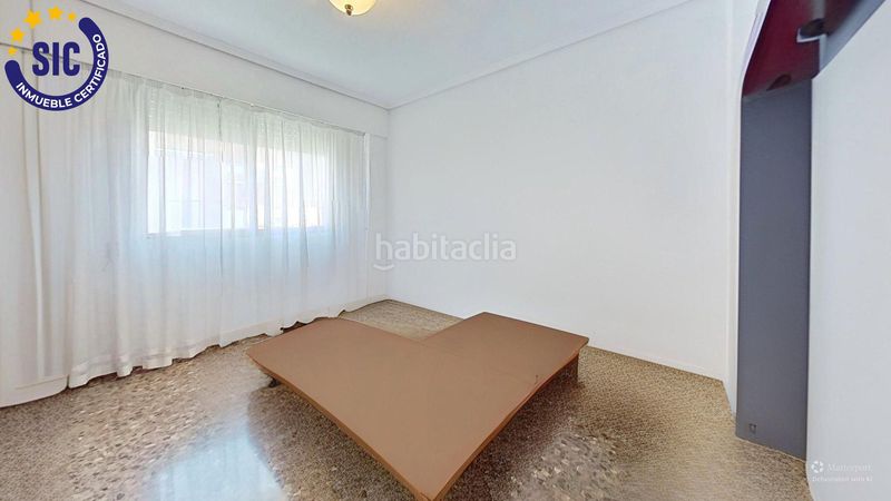 Foto 1ac90c65-b31c-4815-85f5-f0a3a8ac1c12. Pis amb calefacció aparcament a Malilla Valencia