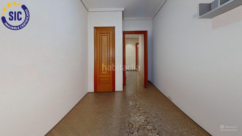 Foto 5c5fdf98-1ab8-42c0-93a2-15027e497e4a. Pis amb calefacció aparcament a Malilla Valencia