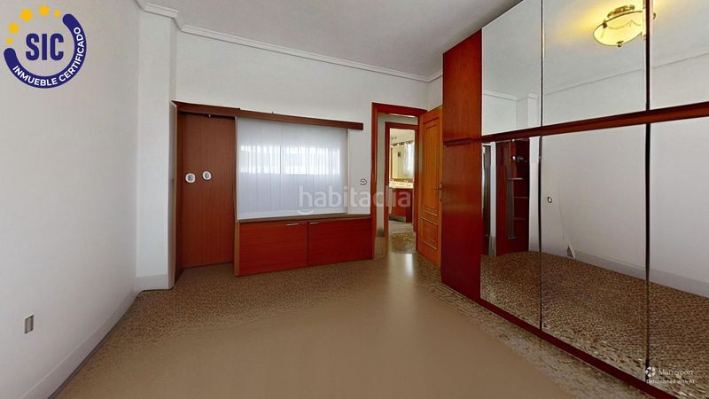 Foto b3a16254-f9f6-4ce6-865f-38ee00ff1eb0. Pis amb calefacció aparcament a Malilla Valencia