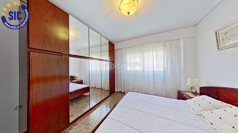 Foto bcd35c60-0a94-45b6-aef7-3843b3ce8027. Pis amb calefacció aparcament a Malilla Valencia