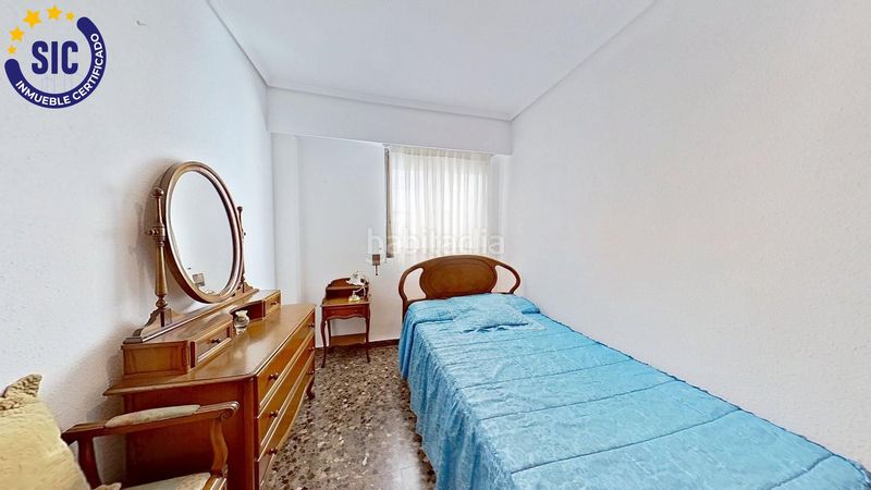Foto fa3d1233-12a3-43cf-b3b0-fb64265e1dae. Pis amb calefacció aparcament a Malilla Valencia