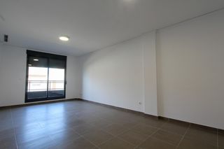 Lloguer Pis  Calle trinitat. Piso semi nuevo en alquiler de larga estancia en moncofa, con ga