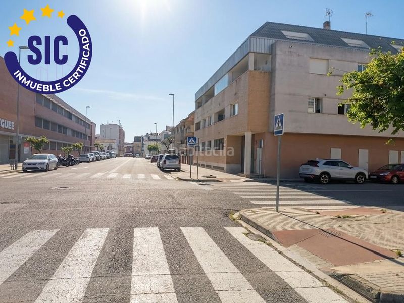 Foto d8fd9074-7e10-44e5-8968-0a48e499c6f8. Aparcament cotxe a Pobla Llarga (la)