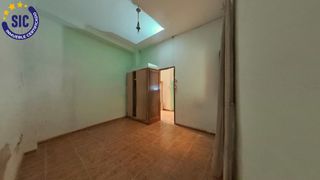 Rez-de-chaussée  Calle san jose. Oportunidad única inmueble con infinitas posibilidades en beniar