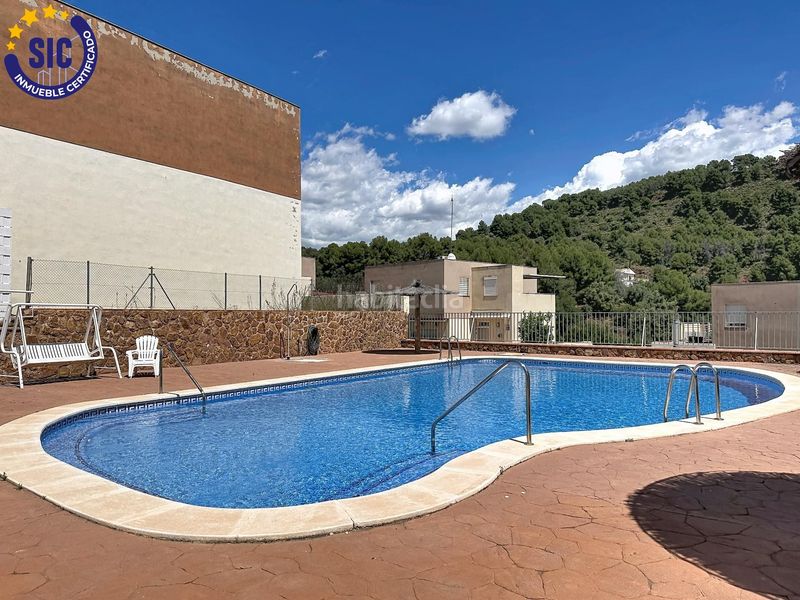 Foto 4521ed77-62cb-4610-9ace-35610a83ec6a. Casa adossada amb aparcament piscina a Serra