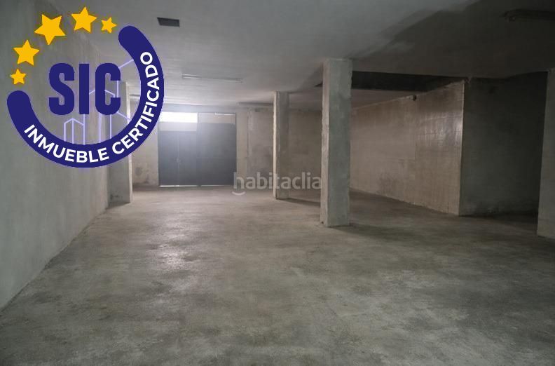 Foto b52647c2-7647-4ffc-a54b-2a6e2b736827. Local comercial a Nou Moles Valencia