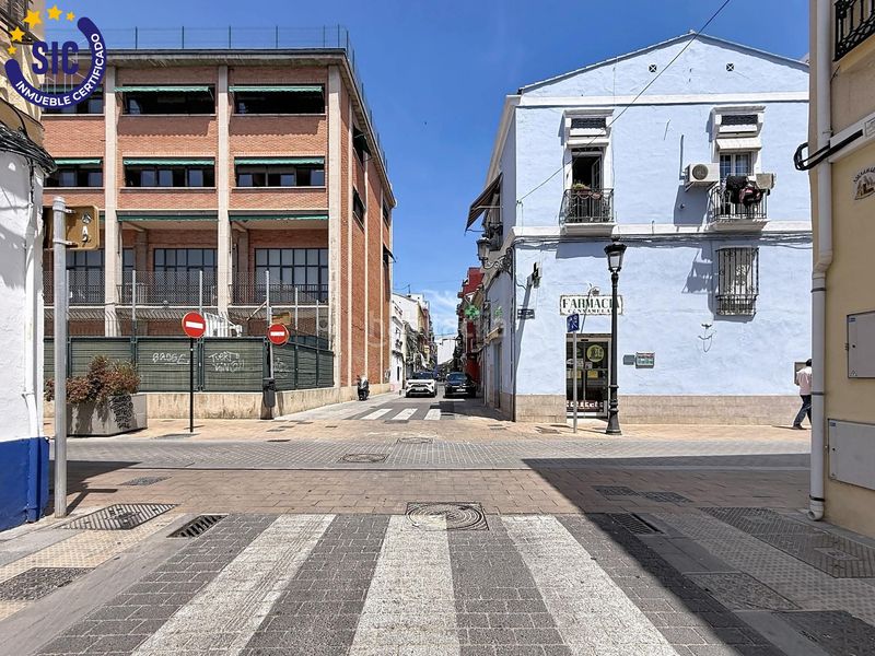 Foto 2e6d6a5d-f3cc-4a41-af18-a810c31c48b4. Xalet amb calefacció aparcament a El Cabanyal-El Canyamelar Valencia