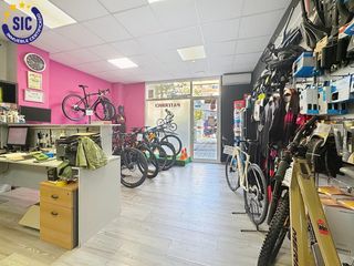 Miete Geschäftsraum  Calle carrasca. Traspaso de negocio de venta y reparación de bicicletas en pater