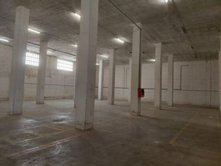 Affitto Capannone industriale  Calle ciudad de sevilla. Alquiler nave industrial situada en la calle ciudad de sevilla