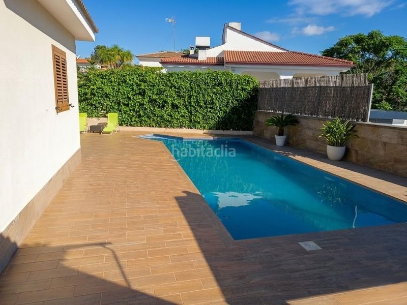 Foto 45a48549-95e6-41f8-8ba4-c8ddfce79e77. Xalet amb calefacció aparcament piscina a Carcaixent