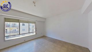 Flat  Calle arzobispo fabian y fuero. Amplia vivienda de 134 m2 junto al jardín del turia con garaje i