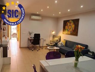 Casa  Calle ardiaca pere esplugues. Casa reformada en alzira garaje  terraza cubierta de ensueño en