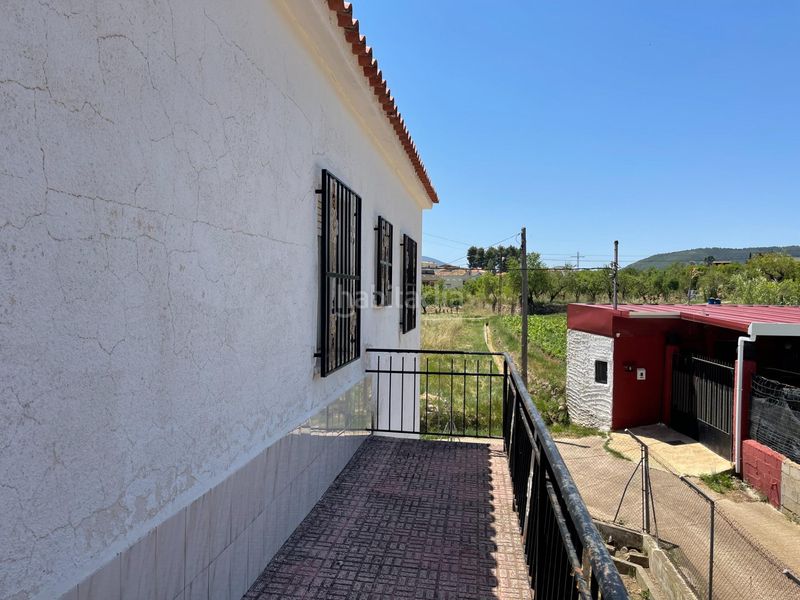 Foto b7febdfa-6510-4601-b55a-69ccbb921b1a. Xalet amb aparcament a Chera