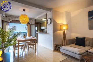 Location Appartement à Plaza peixets 2. Vive un verano inolvidable en port saplaya!