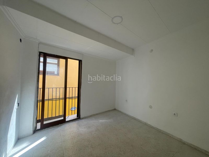 Foto 81797bc4-a2d0-4e4e-92a0-32ad411d1156. Casa a Requena