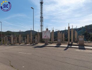 Terreny residencial a Barrio industrial. Oportunidad para promotores! suelo urbano con estructura para 10