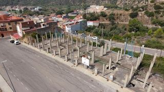 Terreno residenziale in Barrio industrial. Oportunidad para promotores! suelo urbano con estructura para 10