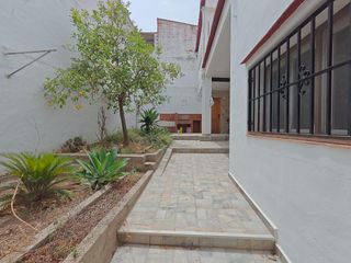 Casa  Calle sant vicent marti pn. Tu hogar ideal casa reformada con solárium y vistas al mar y mon