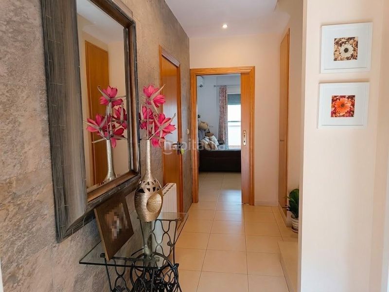 Foto a32a99f9-34a2-4c23-8f58-46055c81f7e3. Casa amb calefacció aparcament a Carcaixent