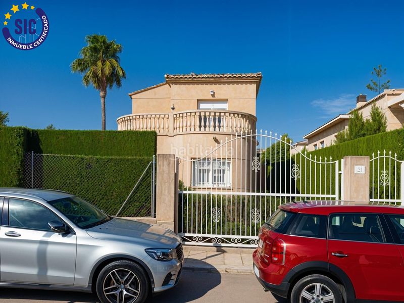 Foto 54ee9228-ef2e-48d6-88fc-618f97673bbb. Chalet espectacular chalet con piscina en exclusiva urbanización nova golf en Oliva